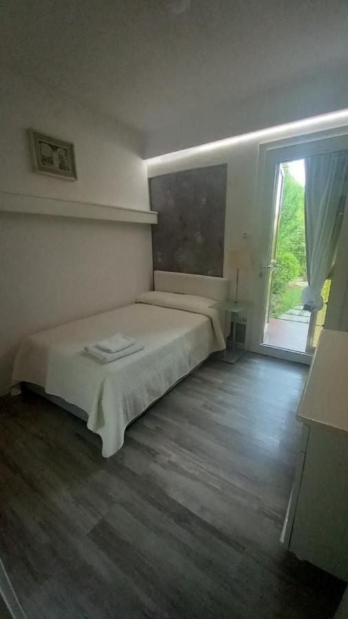 Bed and Breakfast A Casa Di Dora Тревізо Екстер'єр фото