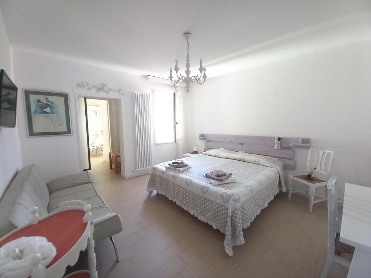 Bed and Breakfast A Casa Di Dora Тревізо Екстер'єр фото